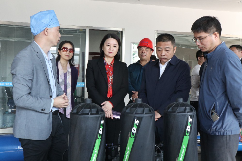 省商務(wù)廳帶隊(duì)來(lái)園調(diào)研，多靈又添新動(dòng)能！