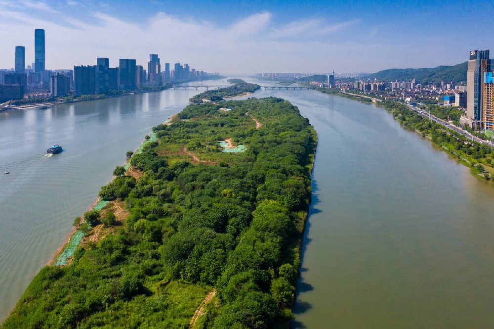 多靈呼吁開展“母親河”的環(huán)?；顒?dòng)