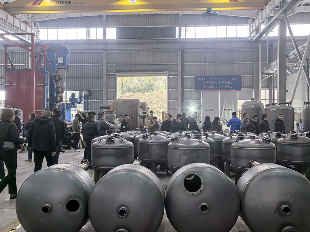 參觀多靈車間 參觀多靈車間